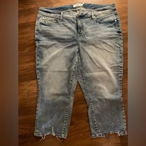 Torrid crop size 2 cropped jeans